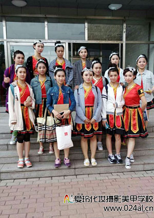 参加中国医科大学校园舞蹈大赛